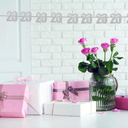 20 Serviettes papier Joyeux anniversaire rose gold 12,5 x 12,5 cm et 25 cm  dépliées - Vegaooparty