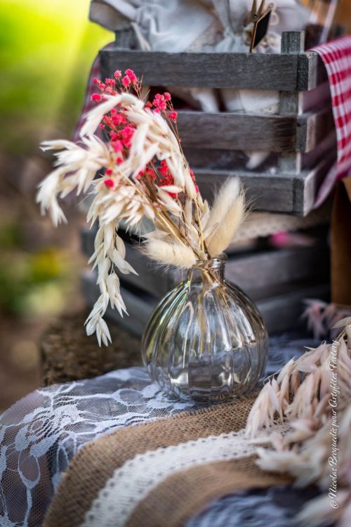 VASES ET DECORATIONS EN VERRE