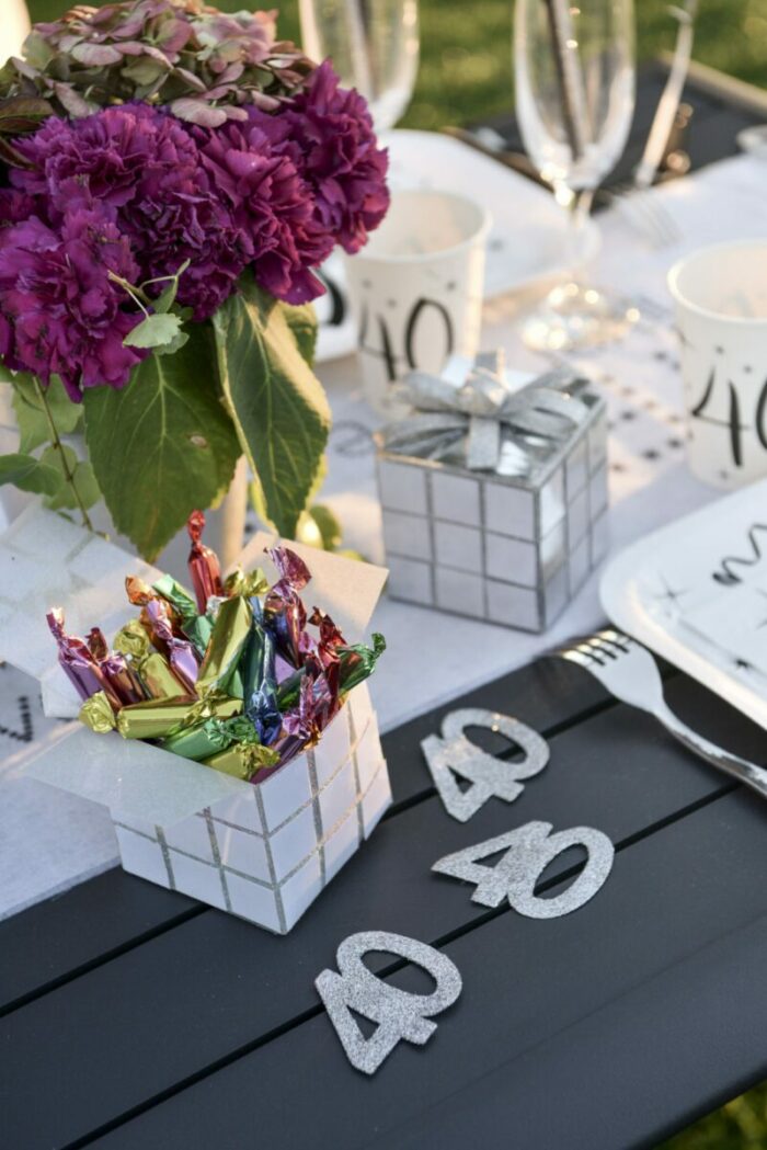 CONFETTIS DÉCO 80 PAILLETÉ ARGENT PAR 6 – Image 2